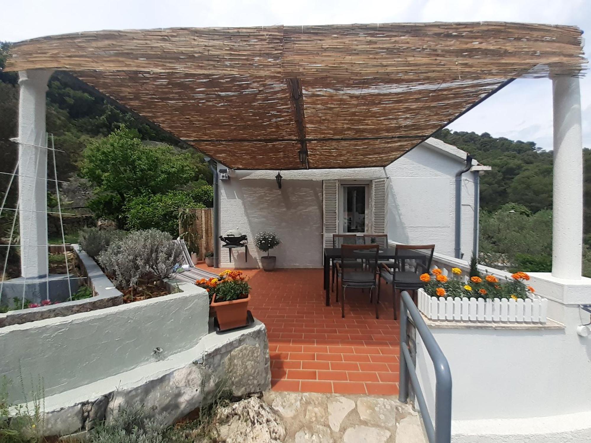 Apartment Nadine Mljet Mit Meerblick Okuklje Exterior photo